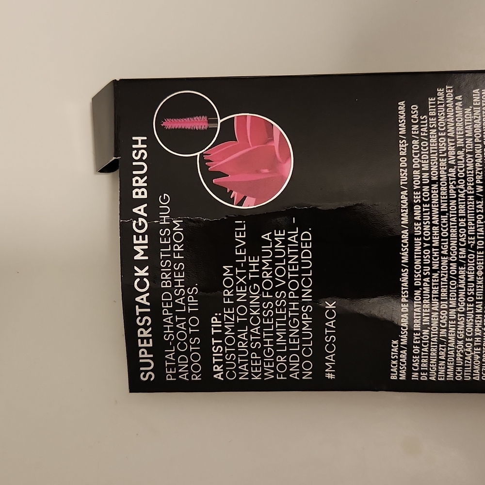 NIB Mini MAC Superstack mascara - Picture 4 of 4